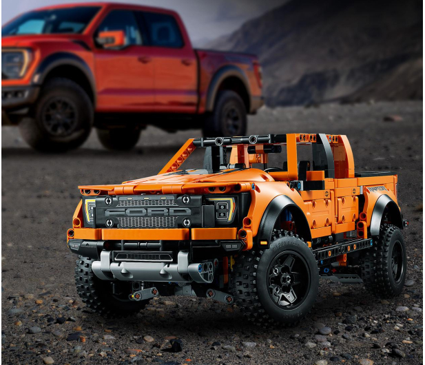 LEGO Technic™ 42126 Ford® F-150 Raptor - 1026669 - zdjęcie 6